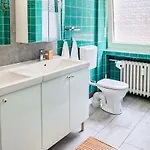 Spacestays Flat For 6 Tv Wifi Apartament *