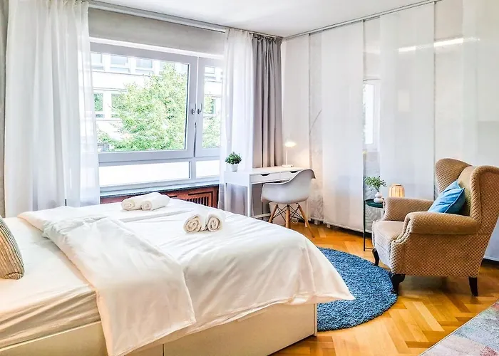 Appartement Spacestays Flat For 6 Tv Wifi