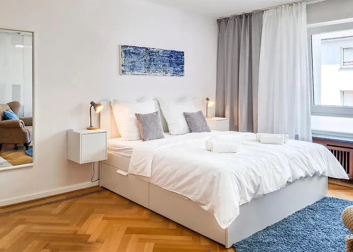 Spacestays Flat For 6 Tv Wifi Appartement