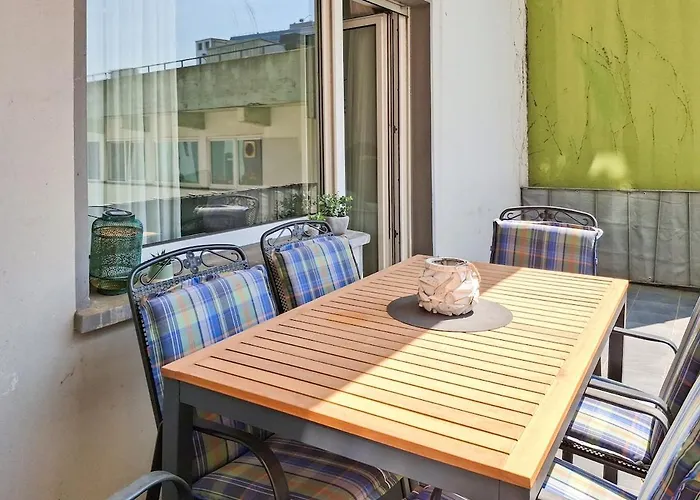 Spacestays Flat For 6 Tv Wifi Essen