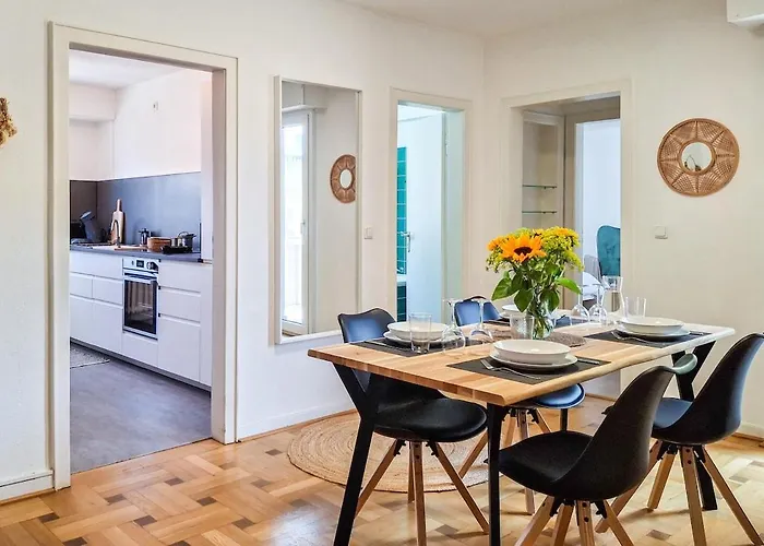 Spacestays Flat For 6 Tv Wifi * Essen